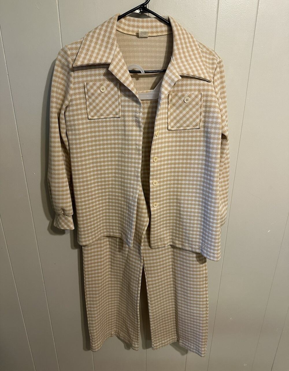 Beige/White 2-Piece Polyester Knit Gingham Outfit Set Jacket Pants Button 14